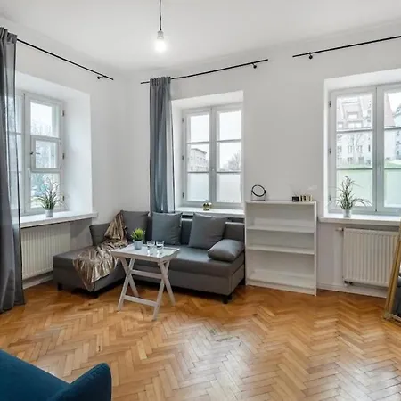 Apartman Golden - Stare - Cozy And Stylish - Mostowa *