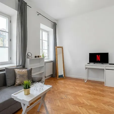Golden - Stare - Cozy And Stylish - Mostowa Lejlighed
