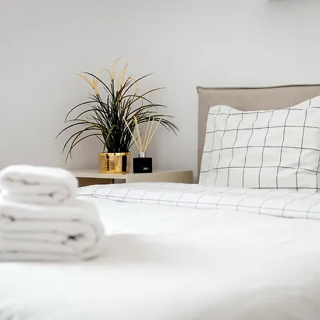 Apartman Golden - Stare - Cozy And Stylish - Mostowa Varsó