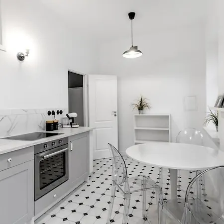 Golden - Stare - Cozy And Stylish - Mostowa Lejlighed
